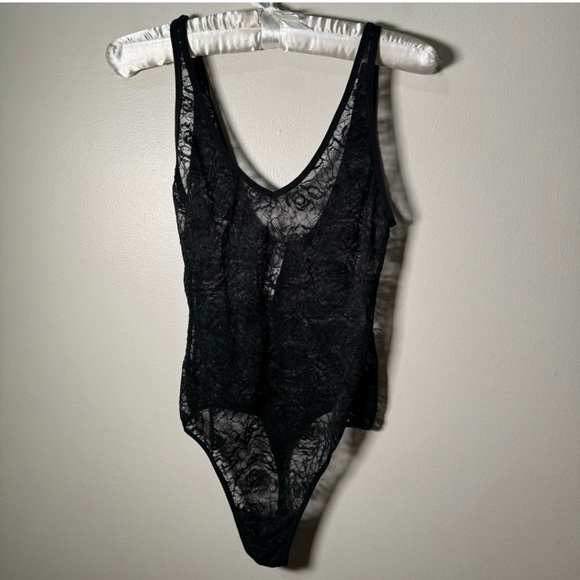 EUC Wilfred Sheer Bodysuit - Picture 4 of 5